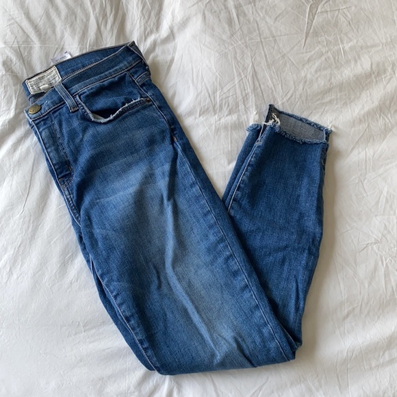 Current/ Elliott Jeans - Picture 2 of 6